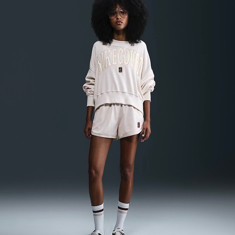 Nike Court Heritage Mid-rise French Terry Shorts. Orewood Brown.  XS